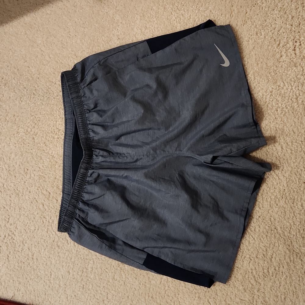 Nike Men's Dri-Fit Lined Running Short with 5-Inch Inseam